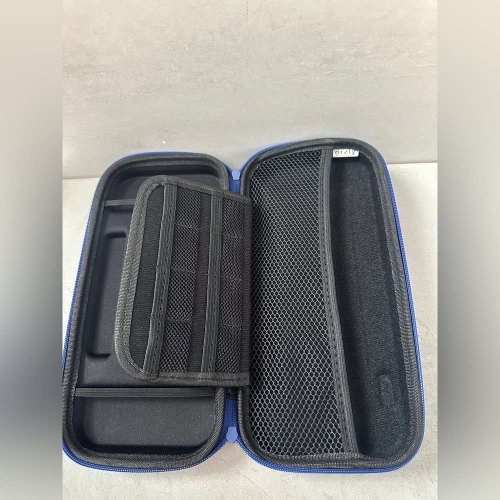 Orzly Royal Blue Hardshell Nintendo Switch Carry Travel Case Pre Owned - Picture 5 of 5